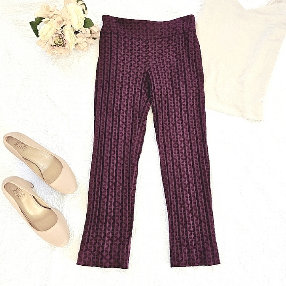 Zac & Rachel Women's Skinny Fitted Pants Size 8 Burgundy Textured Design Pull On